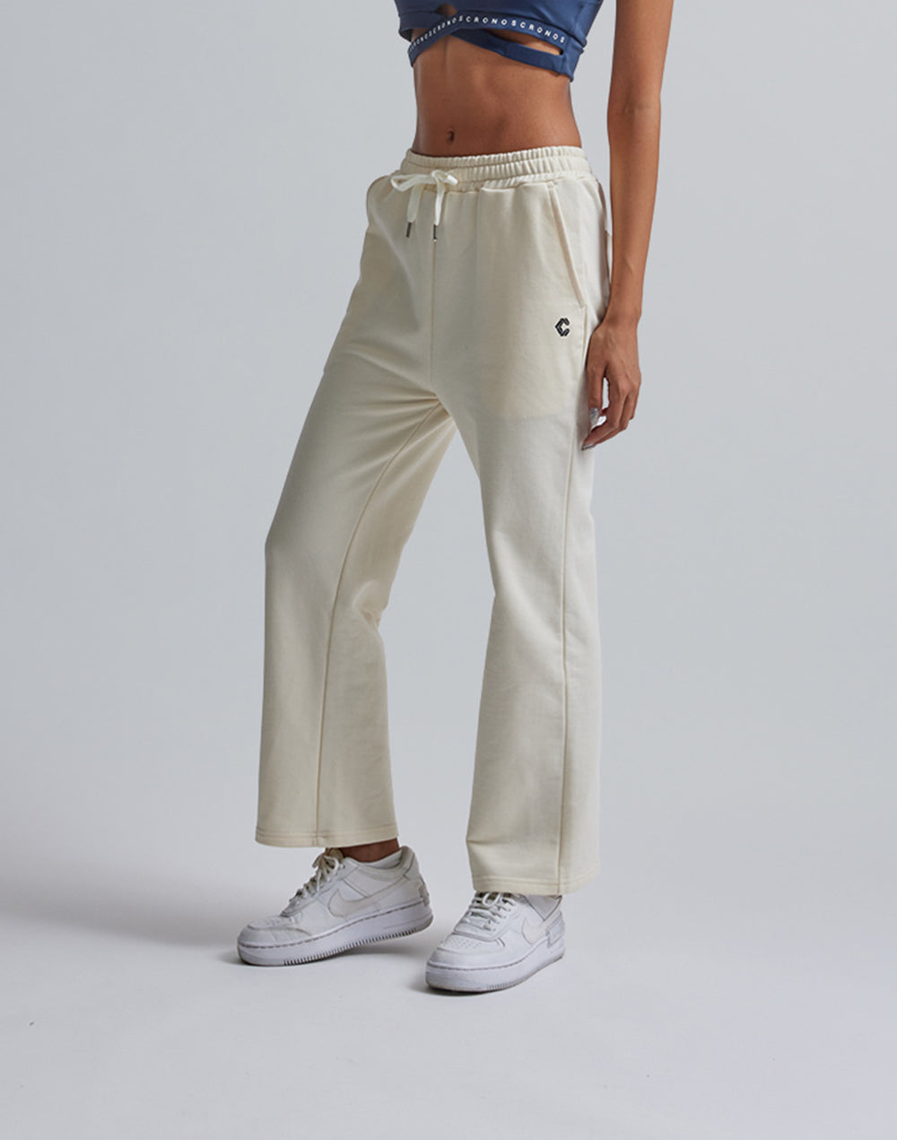 CRONOS WOMEN HIP LOGO FLARE PANTS【CREAM】