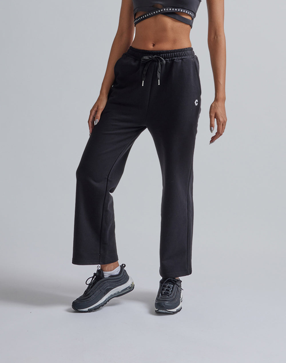 CRONOS WOMEN HIP LOGO FLARE PANTS【BLACK】