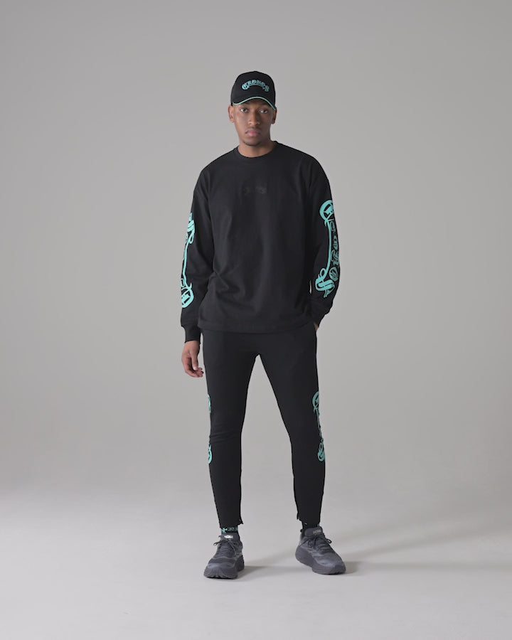 CRONOS BLACKLETTER L/S TEE【BLACK×T.BLUE】