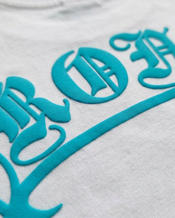 CRONOS BLACKLETTER S/S TEE【WHITE×T.BLUE】