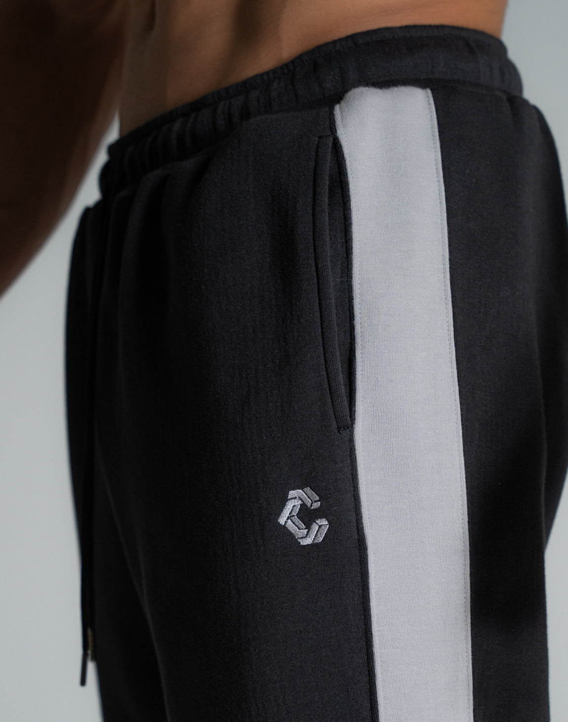 【美品】【完売品】CRONOSロングパンツLサイズ CRONOS LONGPANTS【BLACK】Ssize