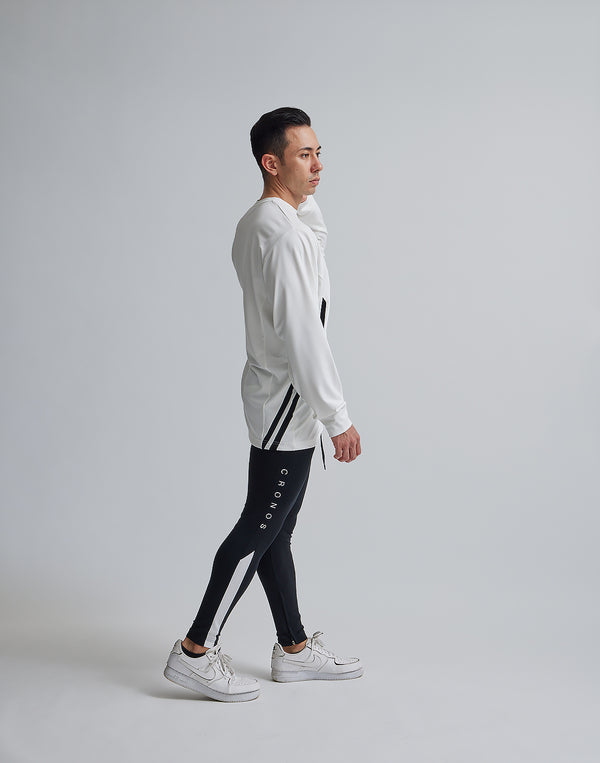 alt=ロングスリーブ　ロングtシャツ　メンズトップス　メンズウェア　ユニクロ　ユニクロメンズ　メンズトップス　筋トレ　トレーニング　トレーニングウェア　ランニング　スポーツ  スポーツウェア　フィットネス　フィットネスウェア　ボディビル　サマースタイルアワード　スタイリッシュガイ　フィジーク