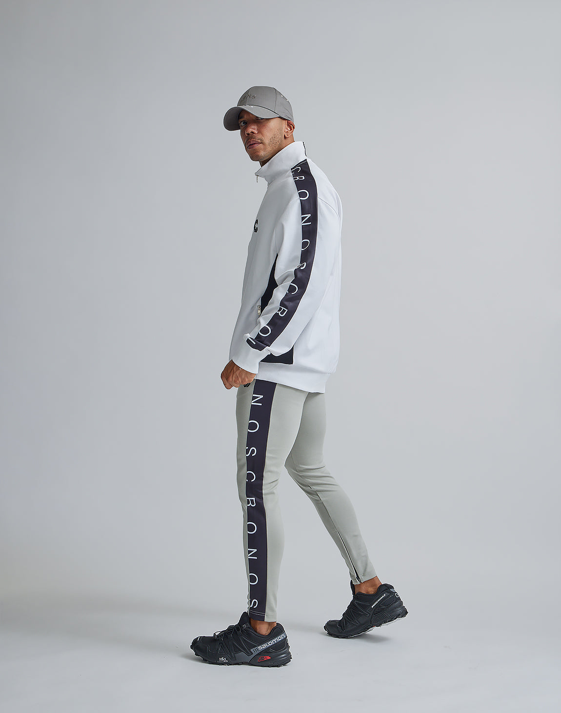 CRONOS TRACK LOGO LONGPANTS【GRAY】 – クロノス CRONOS Official Store