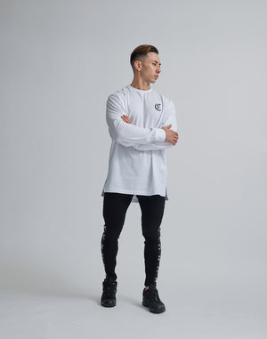 CRONOS BLACK LETTER LOGO LONGSLEEVE【WHITE】