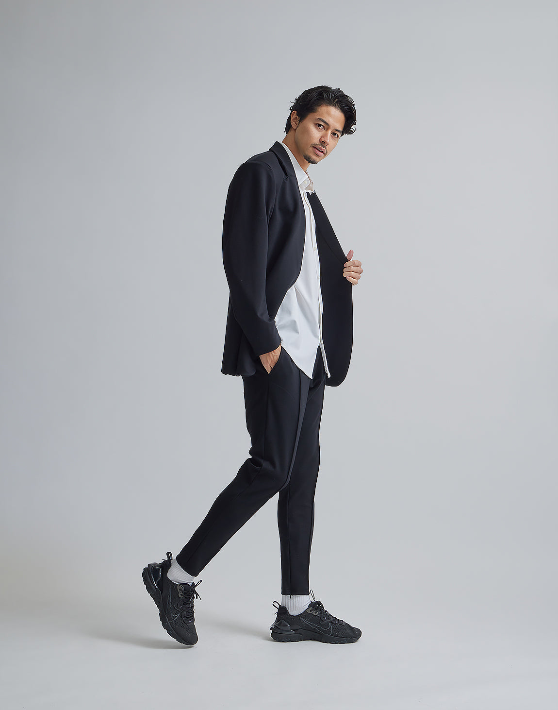 CRONOS BLACK COLLAR LESS STRETCH JACKET【BLACK】